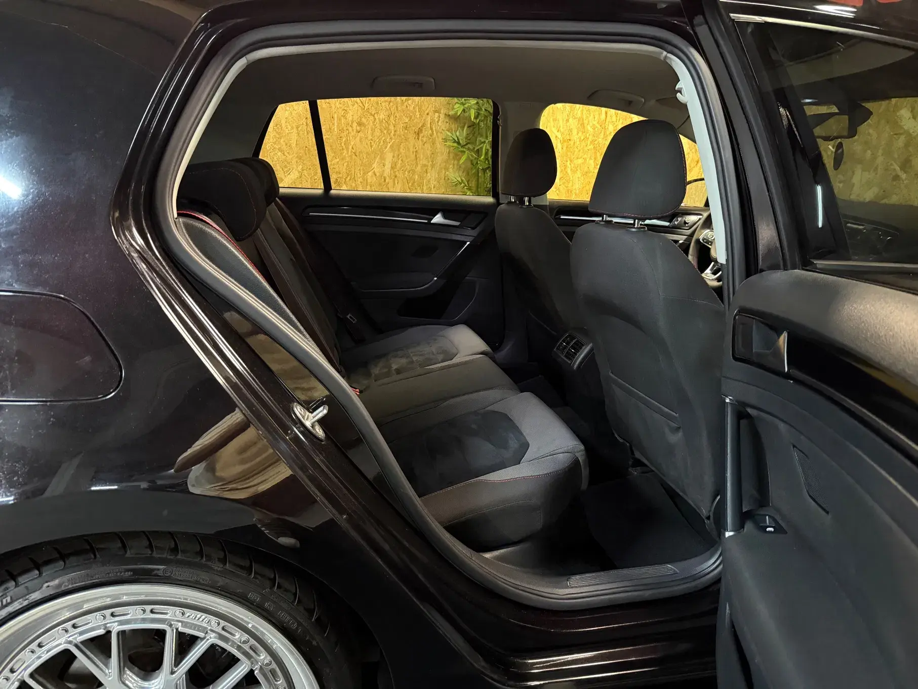 Volkswagen Golf 1.6 TDi Best Edition DSG 38