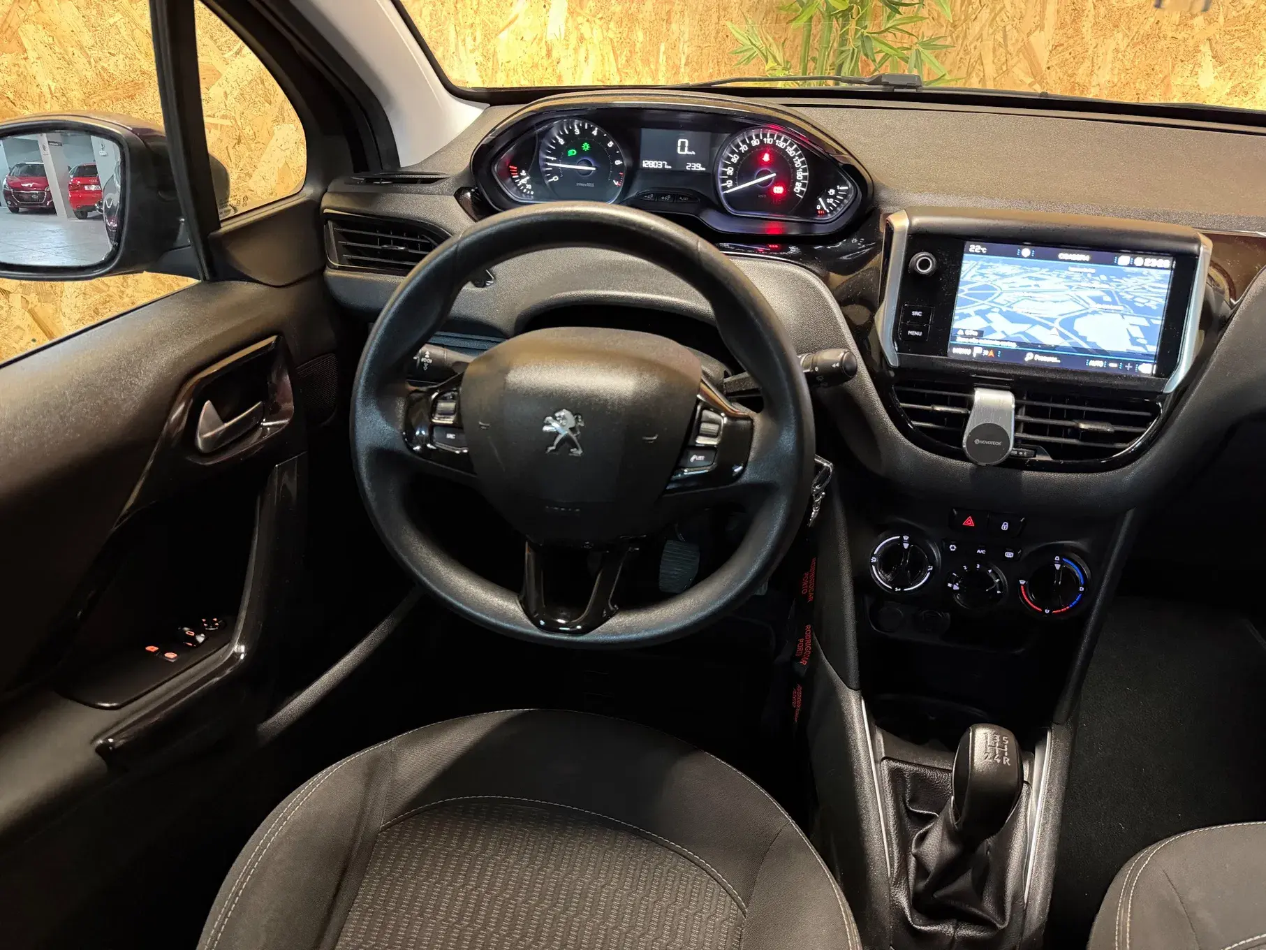 Peugeot 208 PureTech 82 Active 5