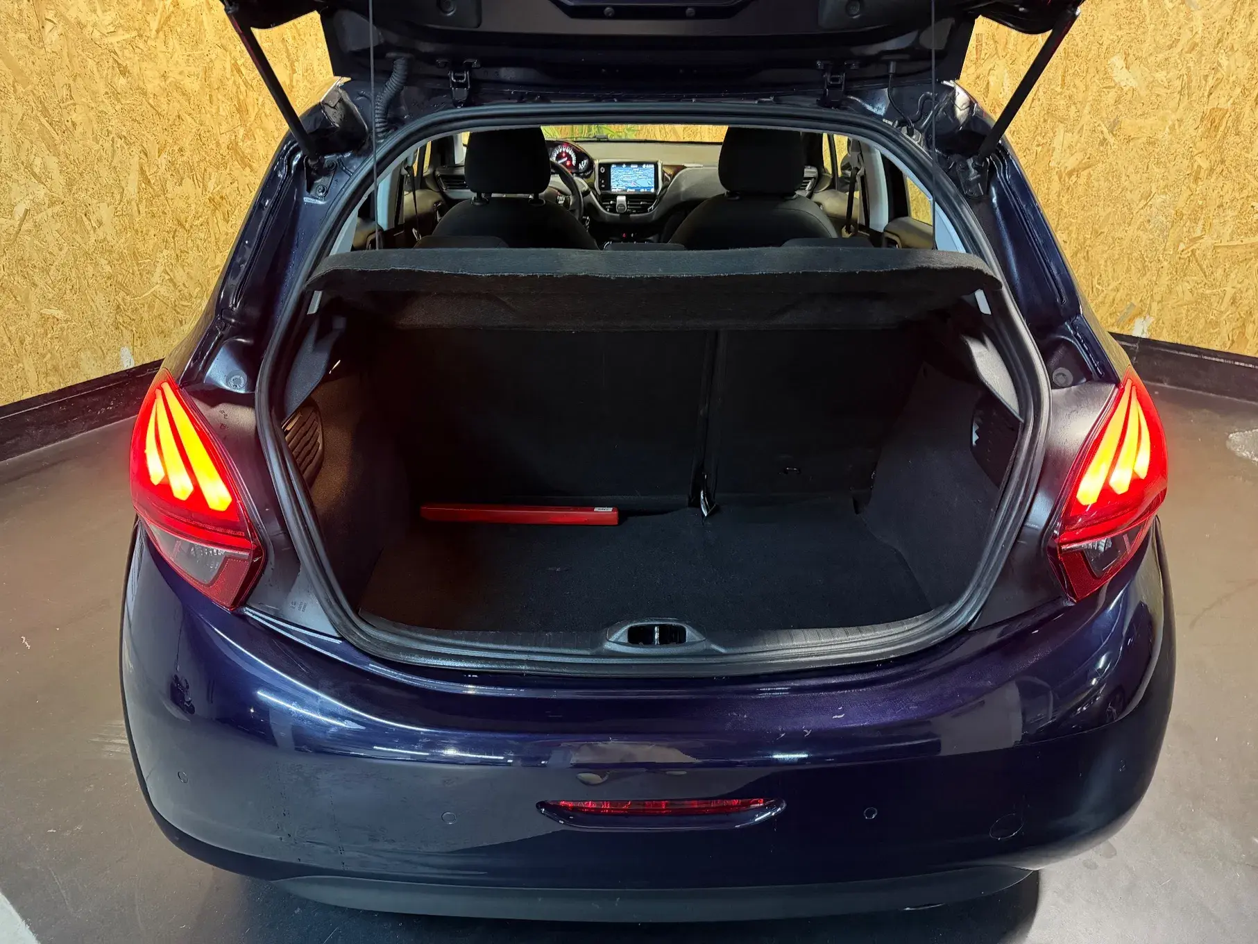 Peugeot 208 PureTech 82 Active 11