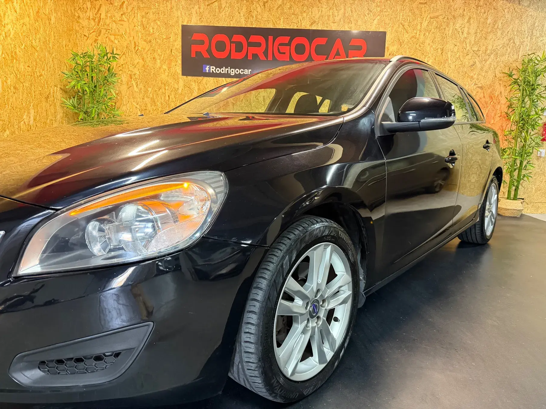 Volvo V60 2.0 D3 Momentum Start/Stop 26
