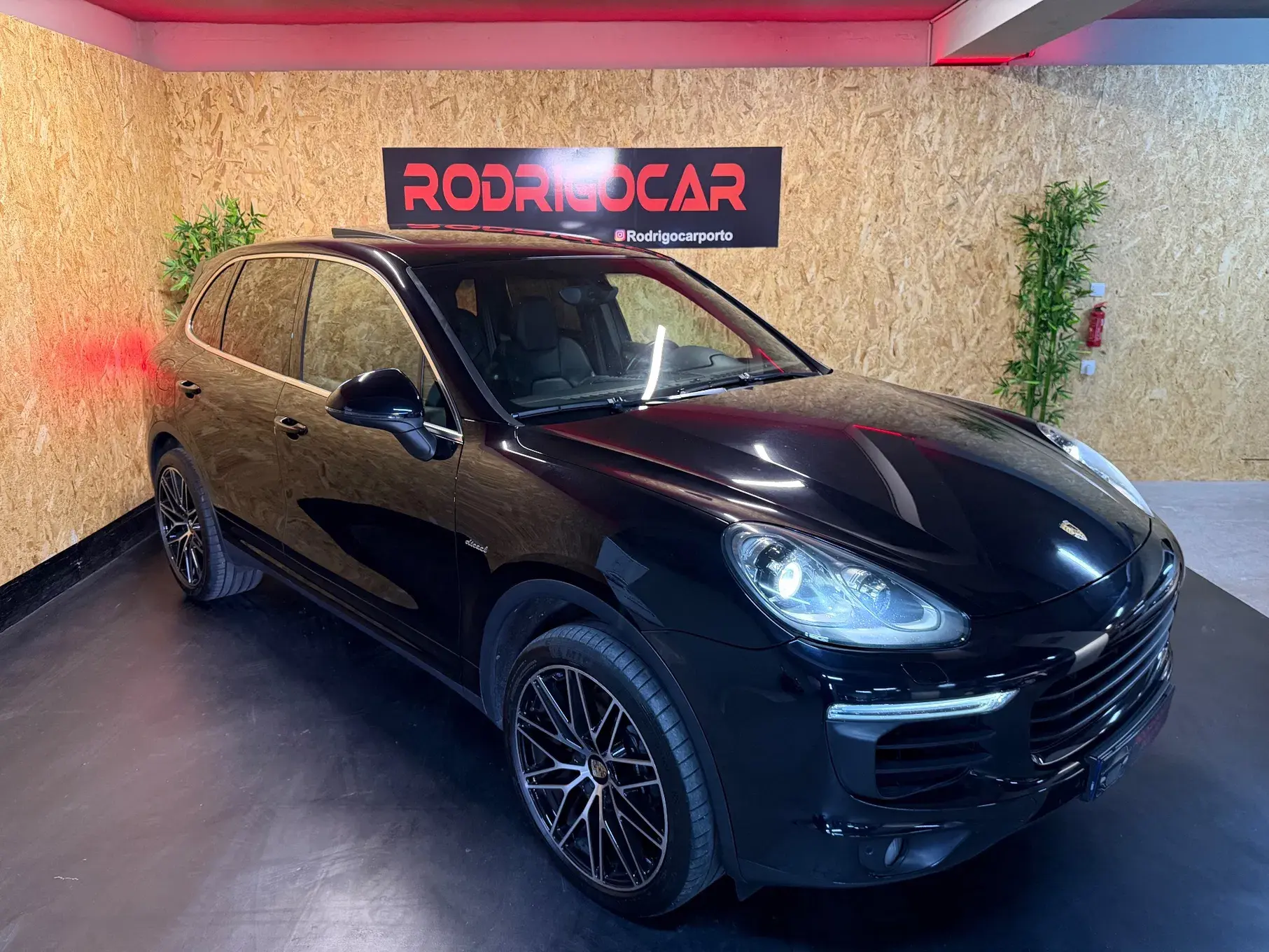 Porsche Cayenne Electric 1