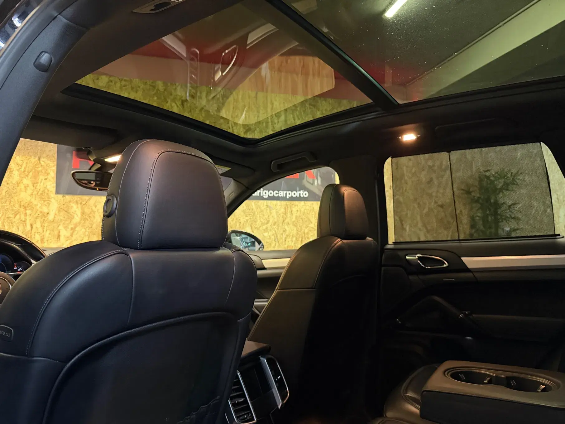 Porsche Cayenne Electric 7