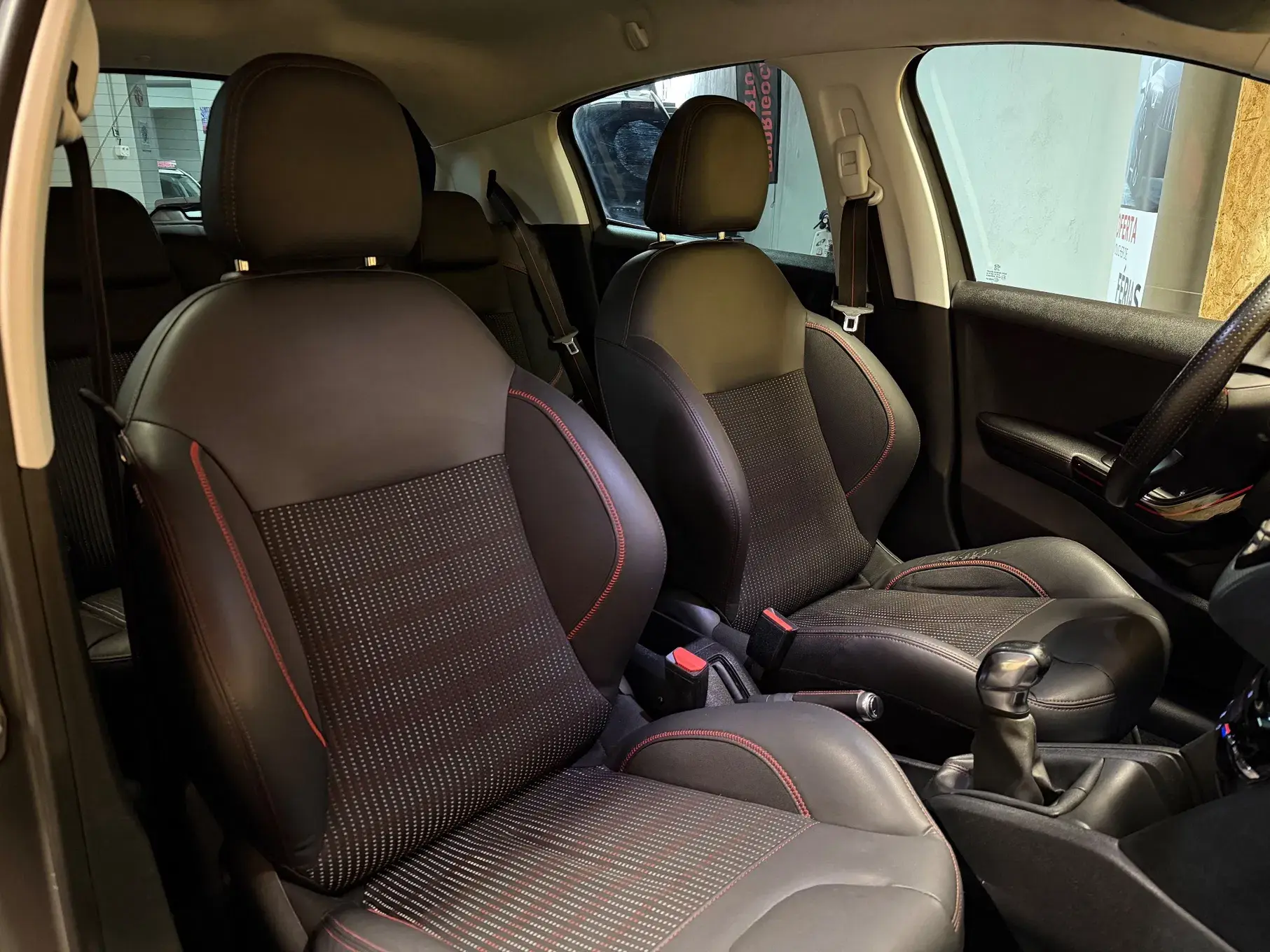 Peugeot 208 1.2 PureTech GT Line 3