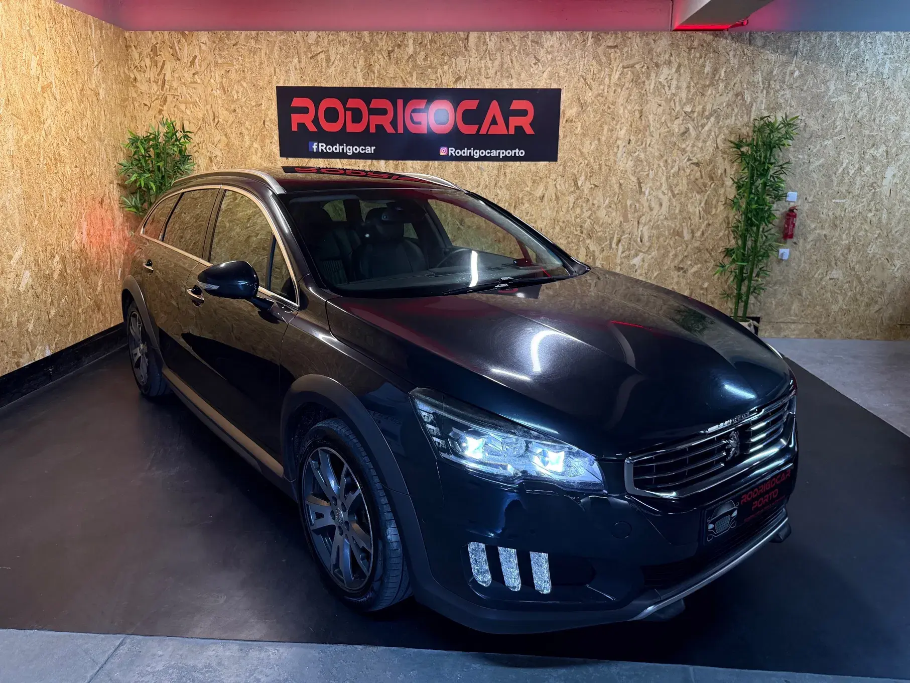 Peugeot 508 SW 2.0 HDi Hybrid4 2-Tronic 1