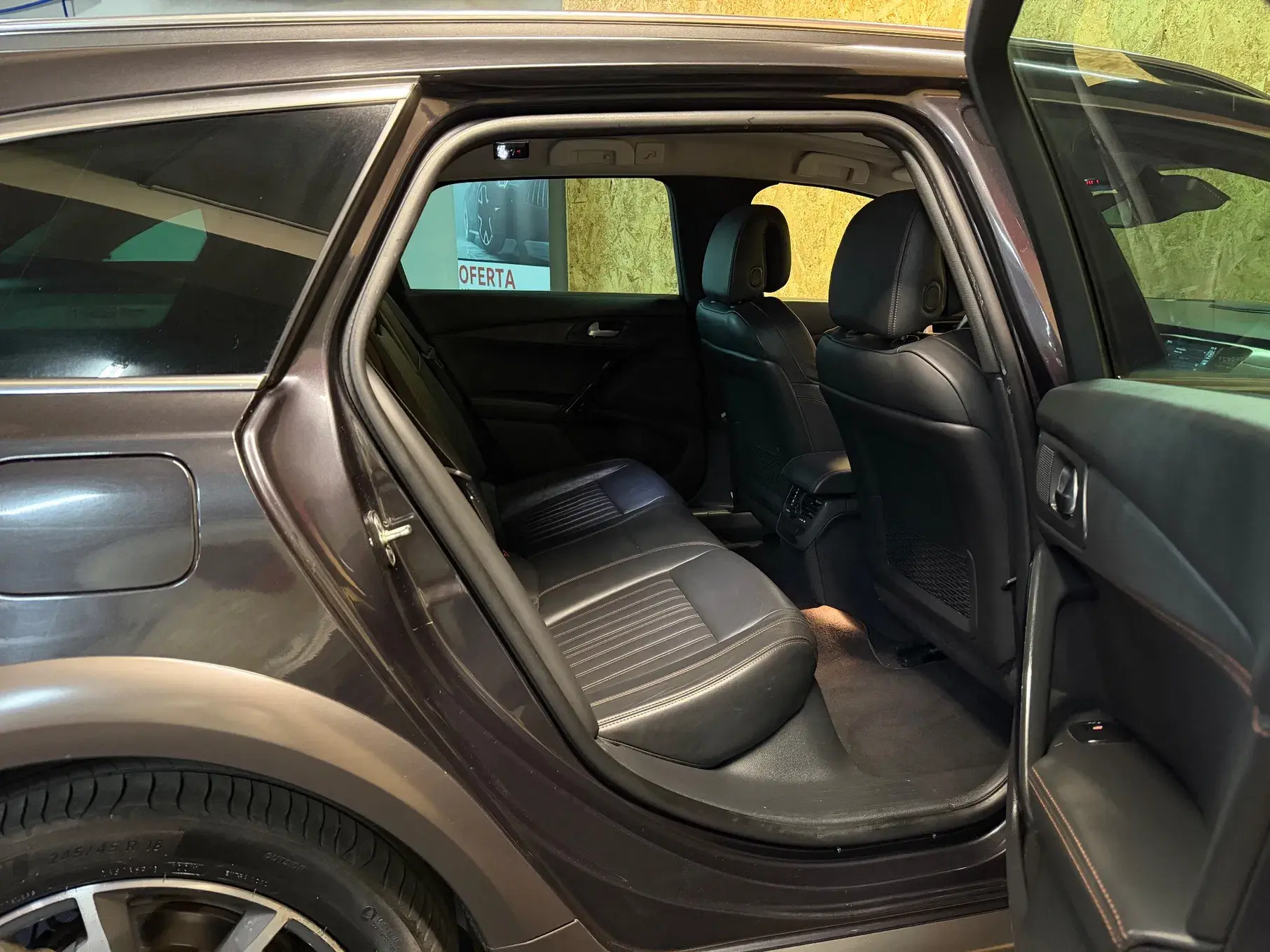 Peugeot 508 SW 2.0 HDi Hybrid4 2-Tronic 2