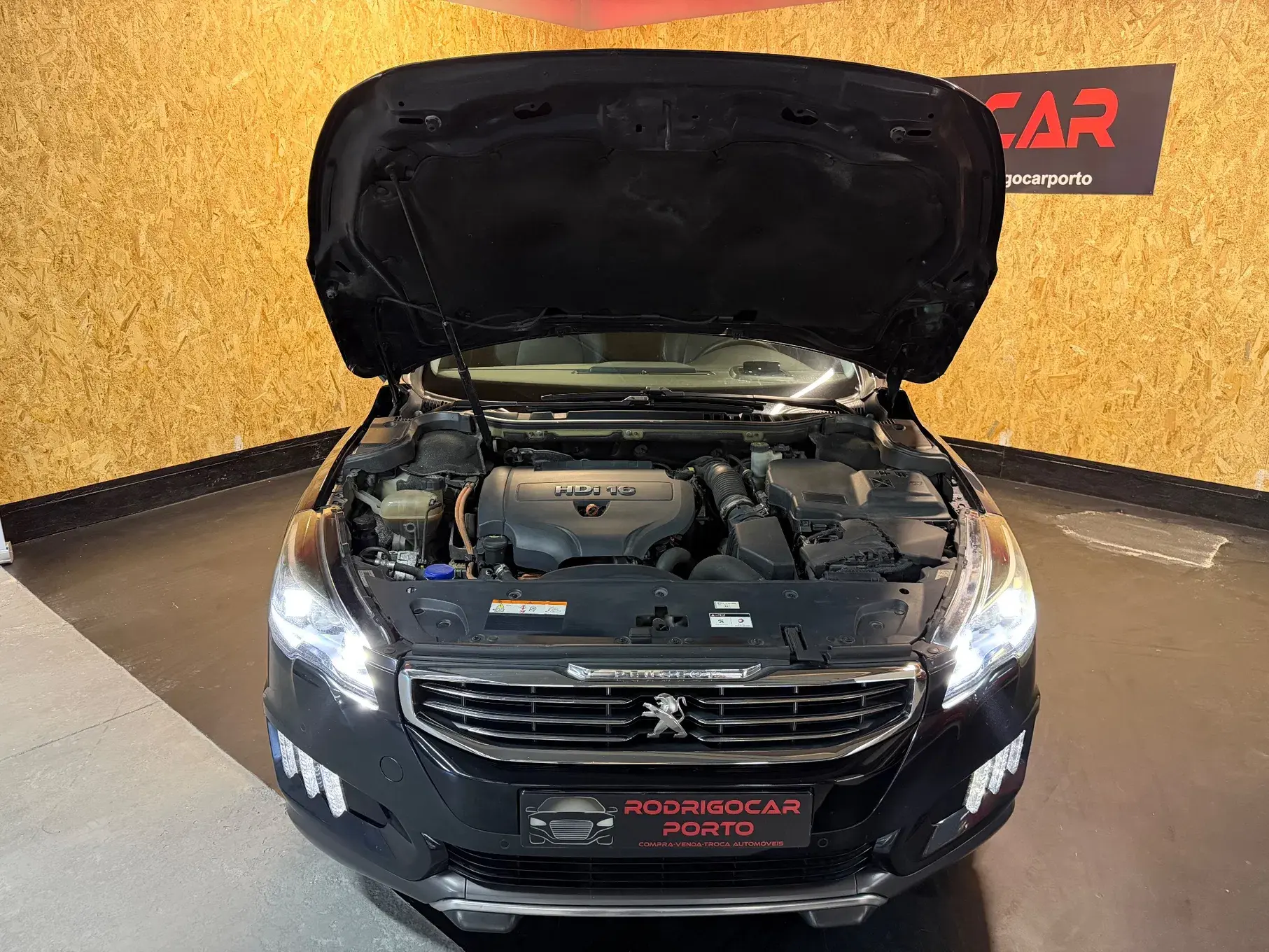Peugeot 508 SW 2.0 HDi Hybrid4 2-Tronic 28