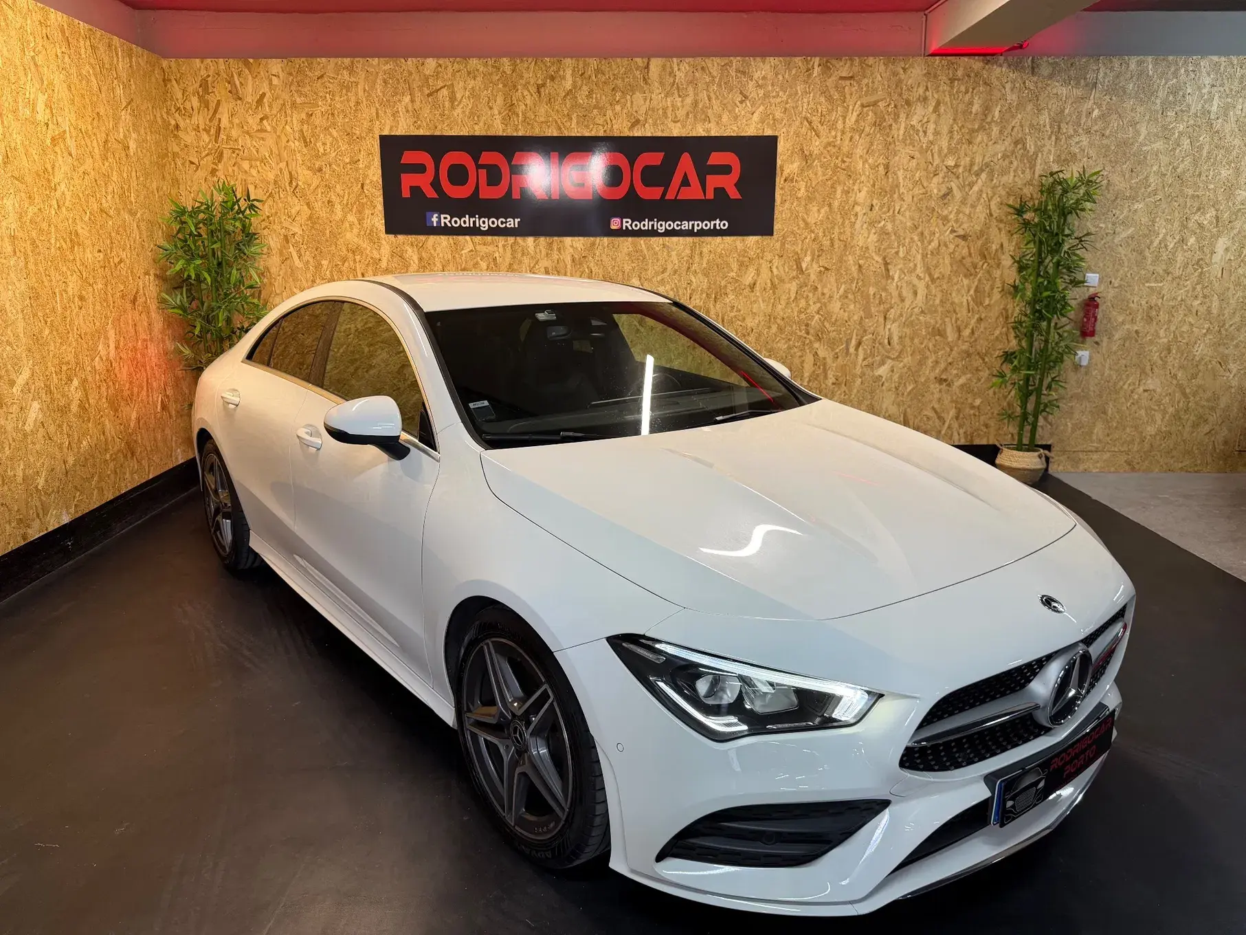 Mercedes-Benz CLA 180 d Shooting Brake AMG Line Aut. 1