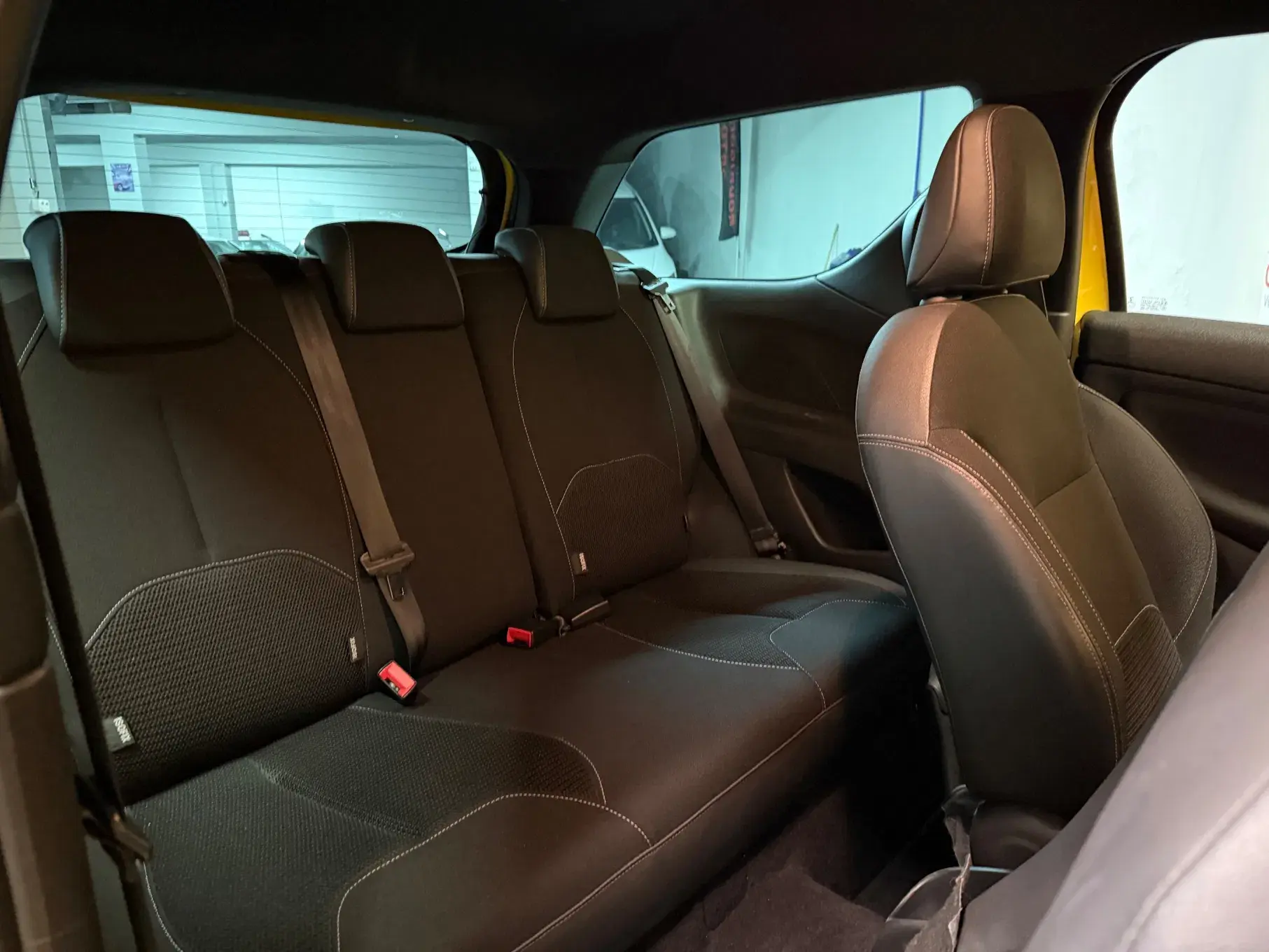 Citroen DS3 1.2 VTi So Chic 3