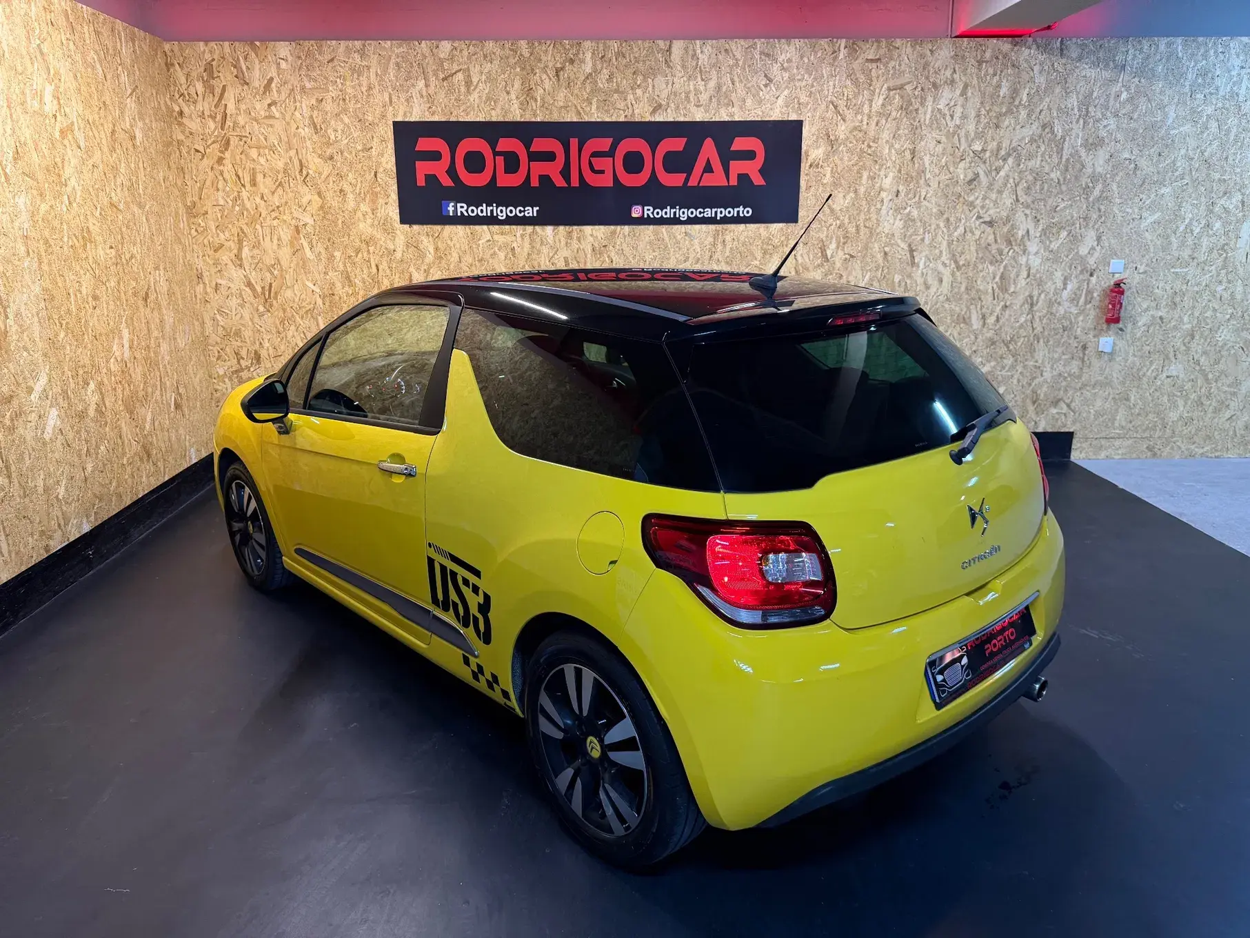 Citroen DS3 1.2 VTi So Chic 26