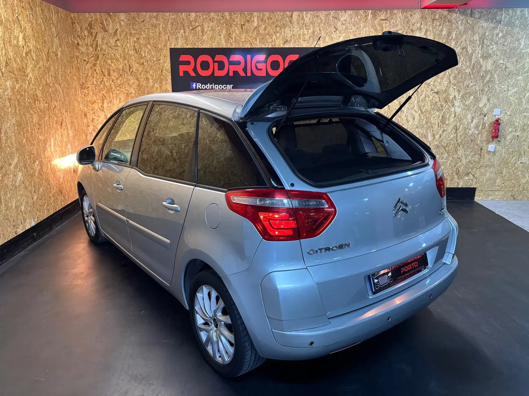 Citroen C4 Picasso 1.6 HDi Exclusive 14