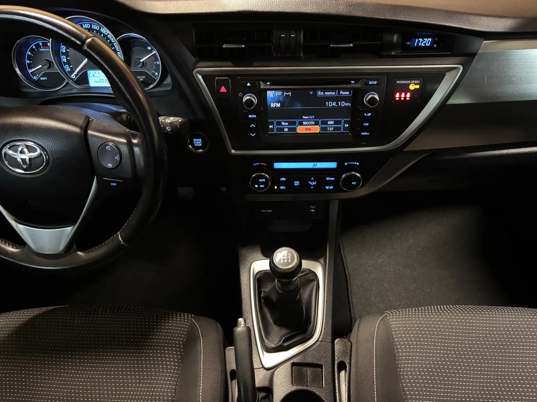 Toyota Auris Touring Sports 1.4 D-4D Com+P.Sport +Navi 10