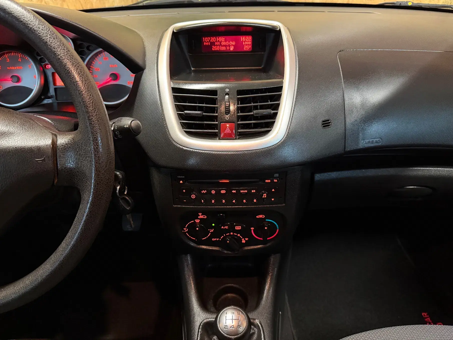 Peugeot 206+ 1.1 Trendy 8