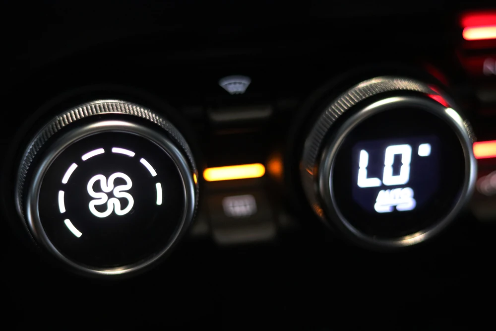 Renault Clio Intense 16
