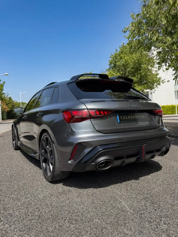 Audi RS3 Sportback 2.5 TFSI quattro S tronic 2