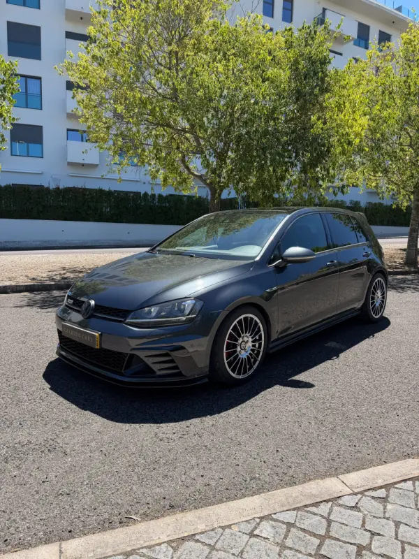 Volkswagen Golf GTD 1