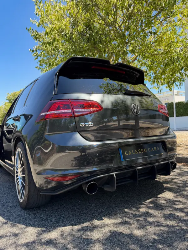 Volkswagen Golf GTD 9