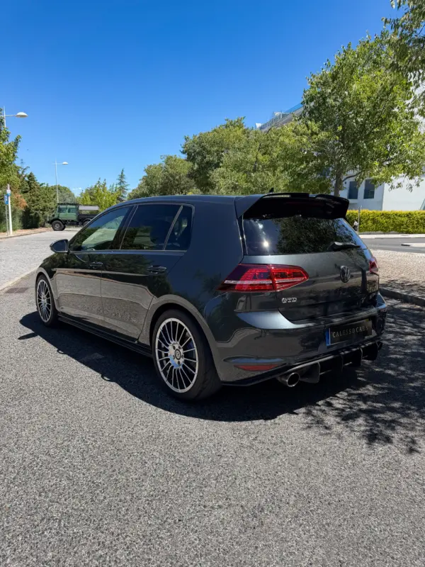 Volkswagen Golf GTD 2