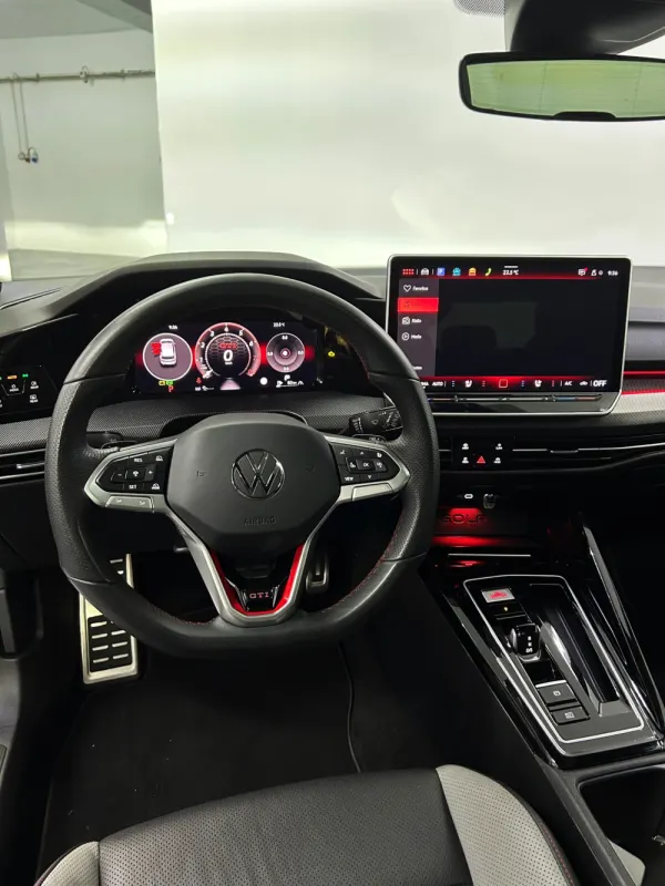 Volkswagen Golf 2.0 TSI GTI Clubsport DSG 12