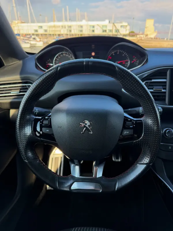 Peugeot 308 SW 1.5 BlueHDi GT Line 15