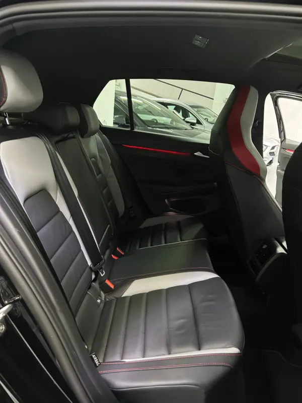 Volkswagen Golf 2.0 TSI GTI Clubsport DSG 21