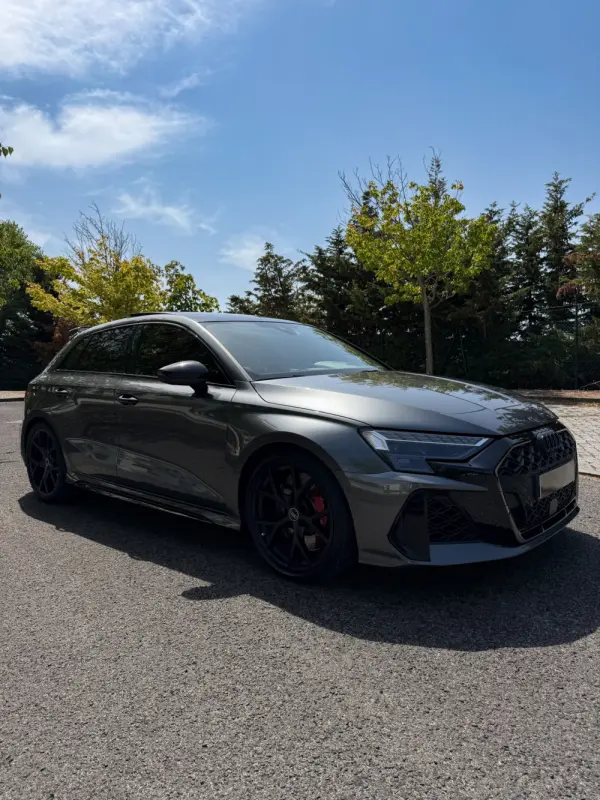 Audi RS3 Sportback 2.5 TFSI quattro S tronic 18