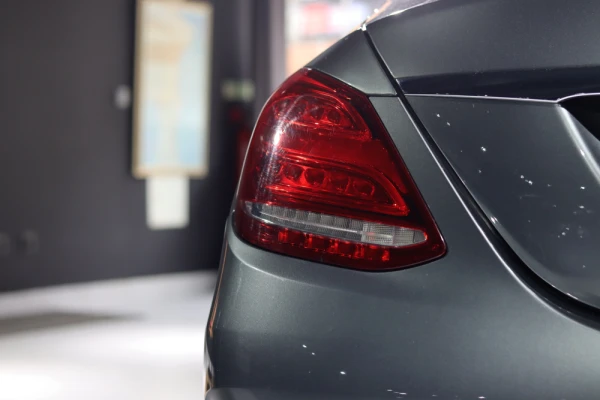 Mercedes-Benz C 180 Blue Tec Amg 9