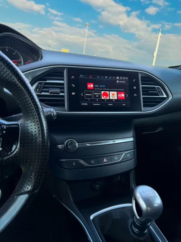 Peugeot 308 SW 1.5 BlueHDi GT Line 24