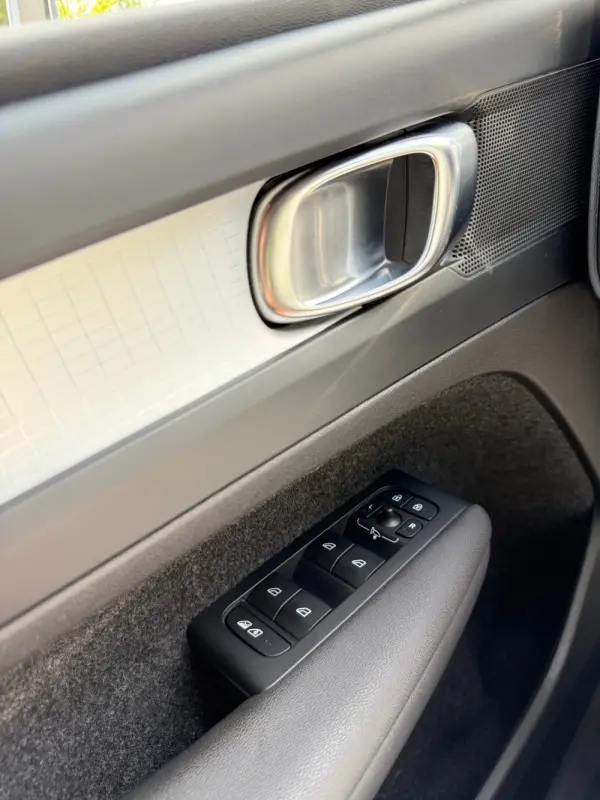Volvo XC 40 1.5 T4 PHEV Essential 18