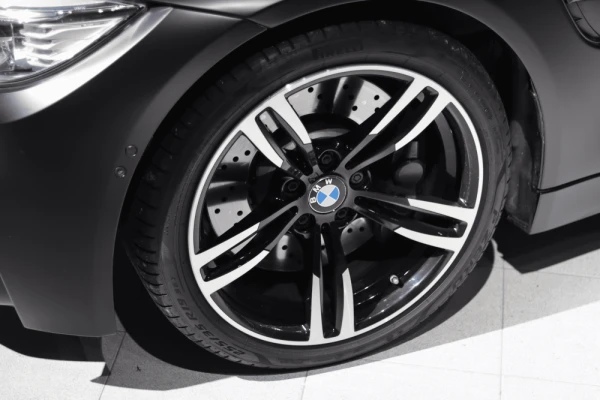 BMW M4 null 18