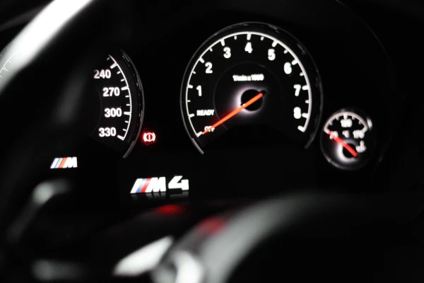 BMW M4 null 11