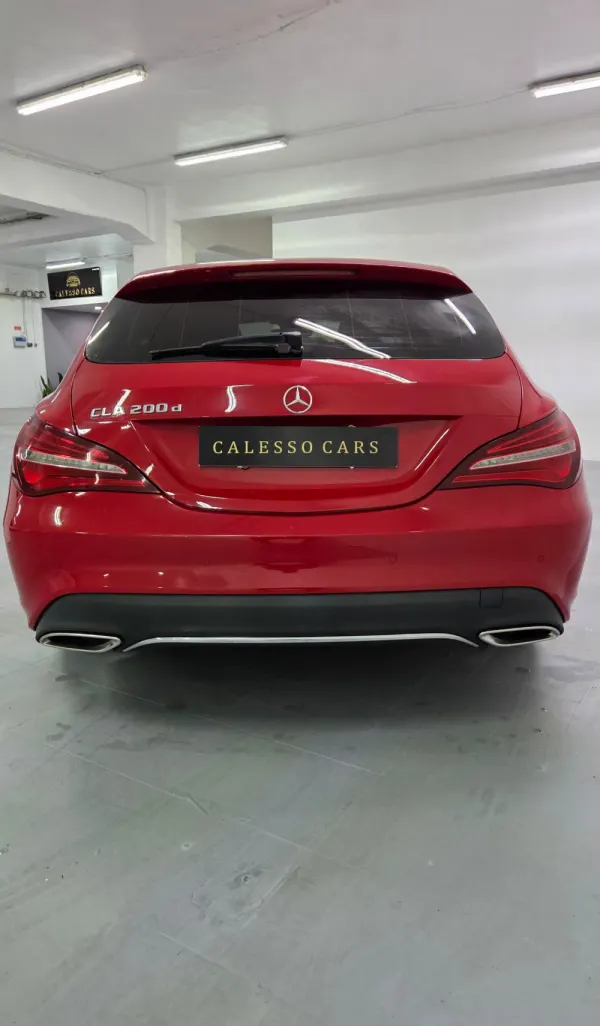 Mercedes-Benz CLA 200 d Shooting Brake Urban Aut. 11