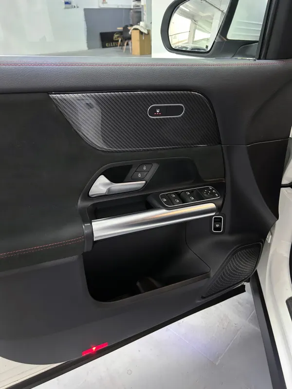 Mercedes-Benz GLA 200 d AMG Line 9