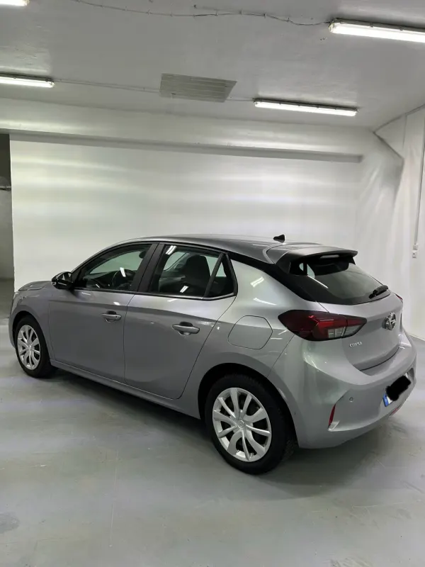 Opel Corsa 1.2 T Elegance 8