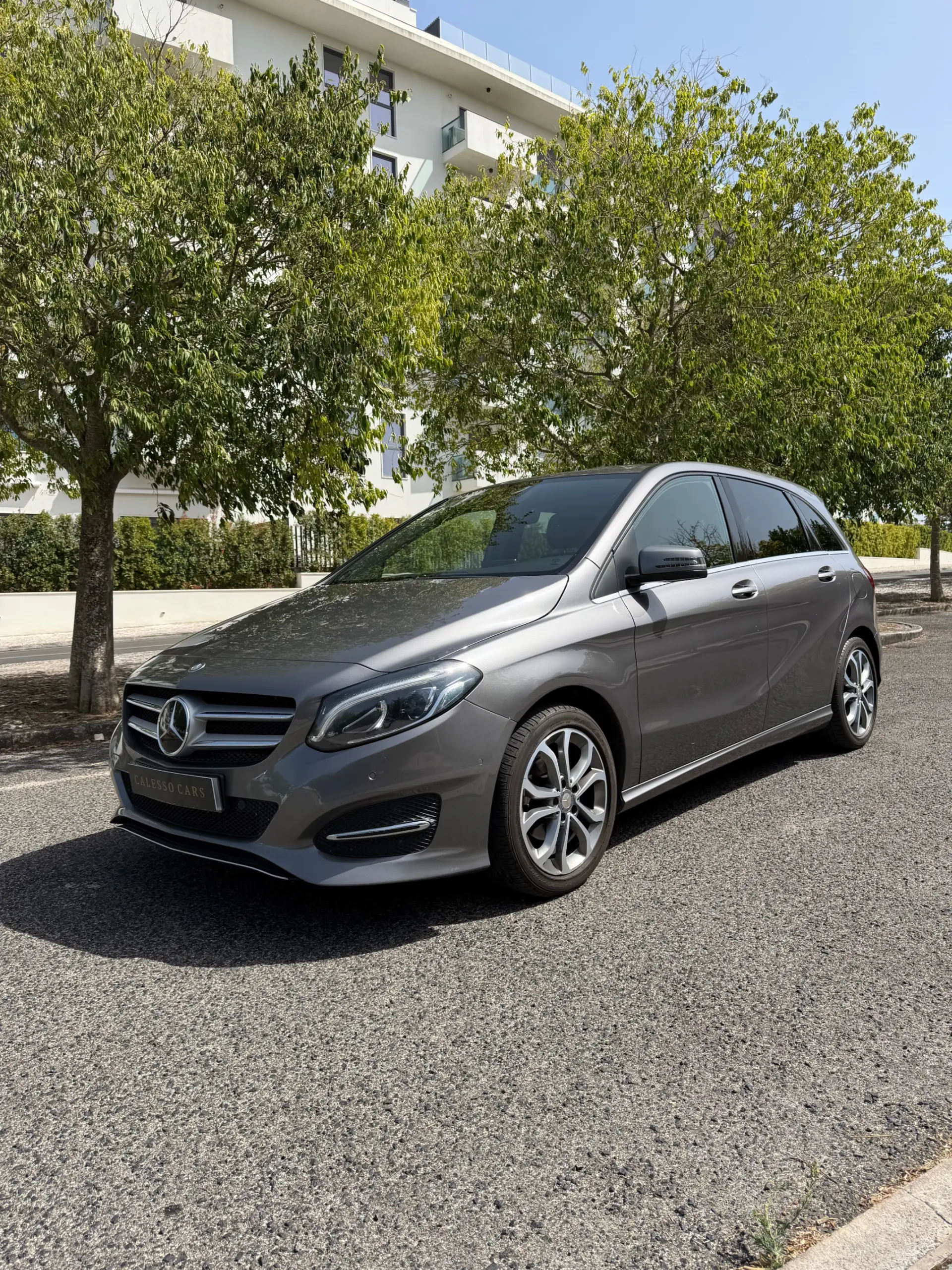 Mercedes-Benz B 180 d 7G-DCT 4