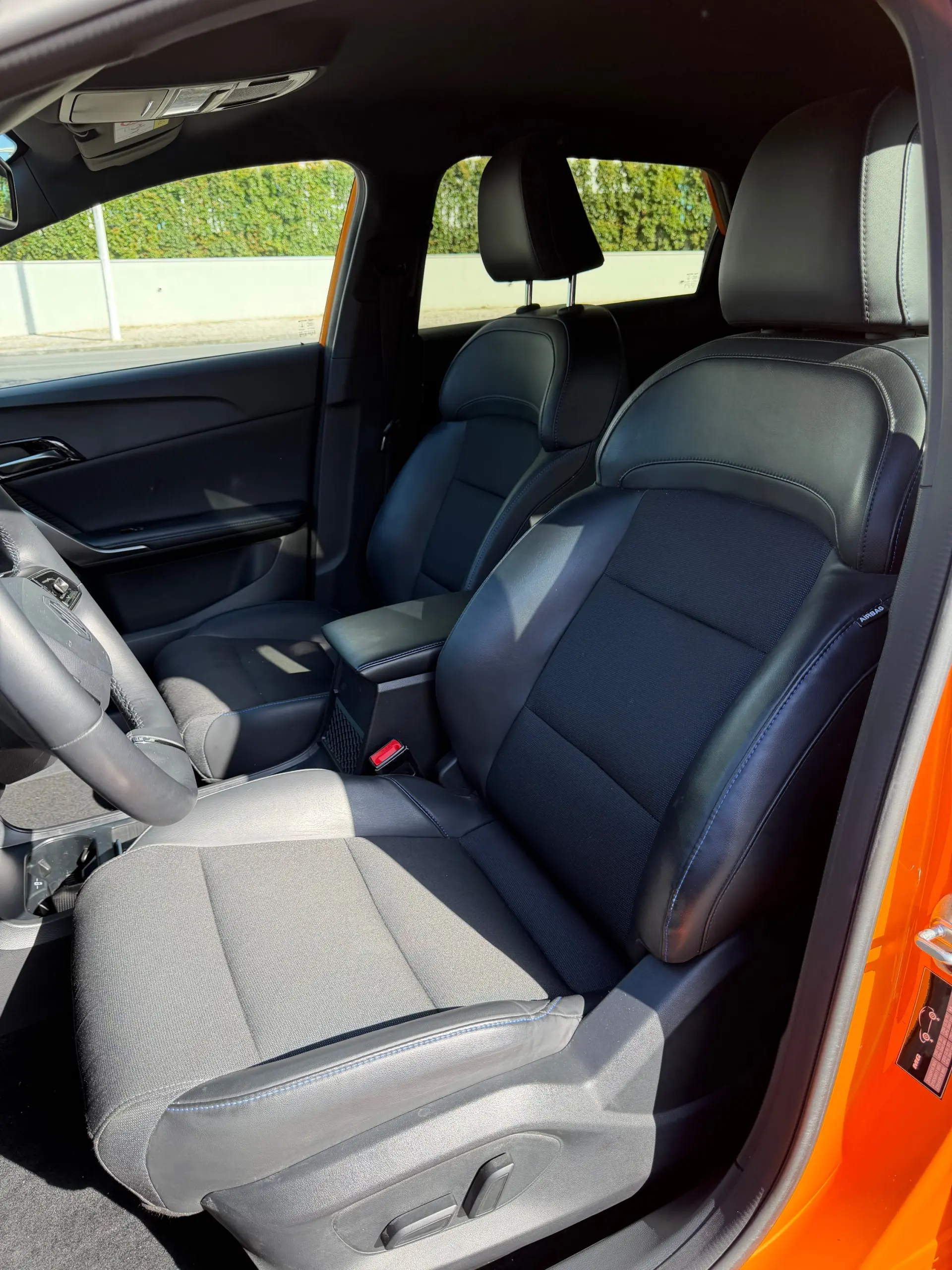 MG MG4 64 kWh Luxury 15