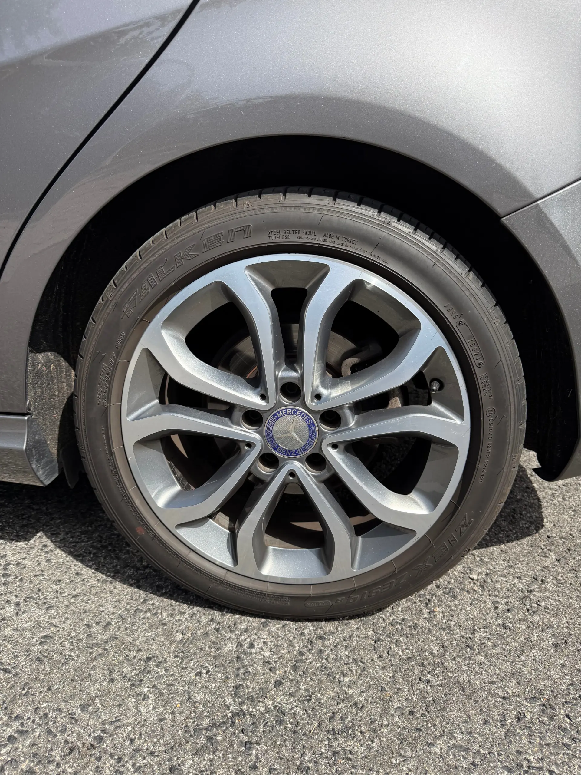 Mercedes-Benz B 180 d 7G-DCT 18