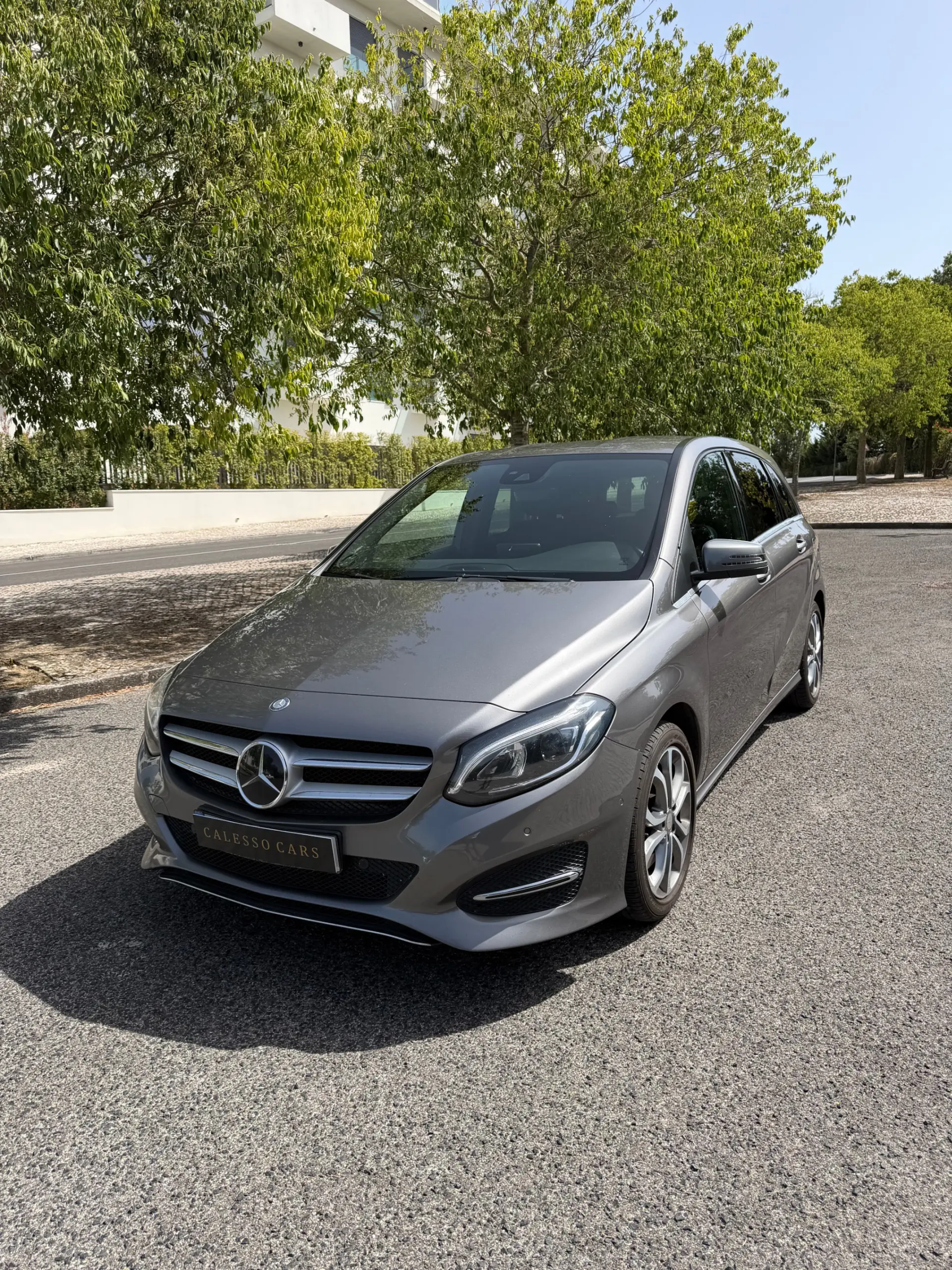 Mercedes-Benz B 180 d 7G-DCT 5