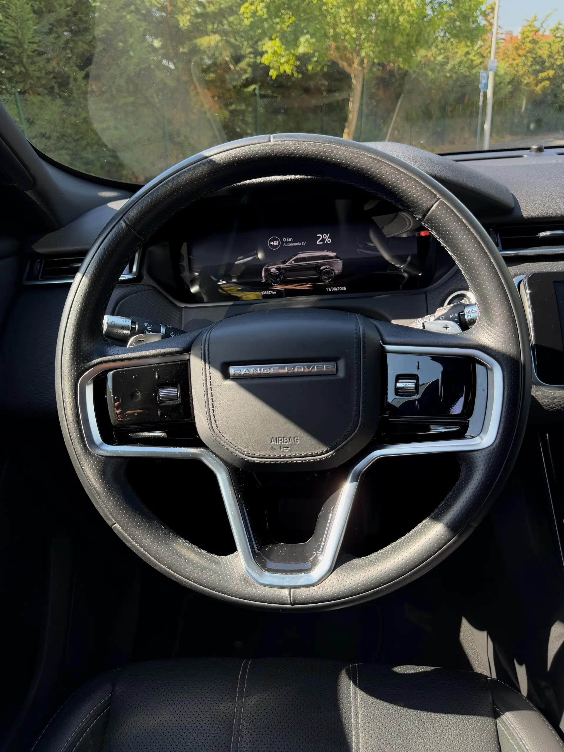 Land Rover Range Rover Velar 2.0 P400e AWD S 10