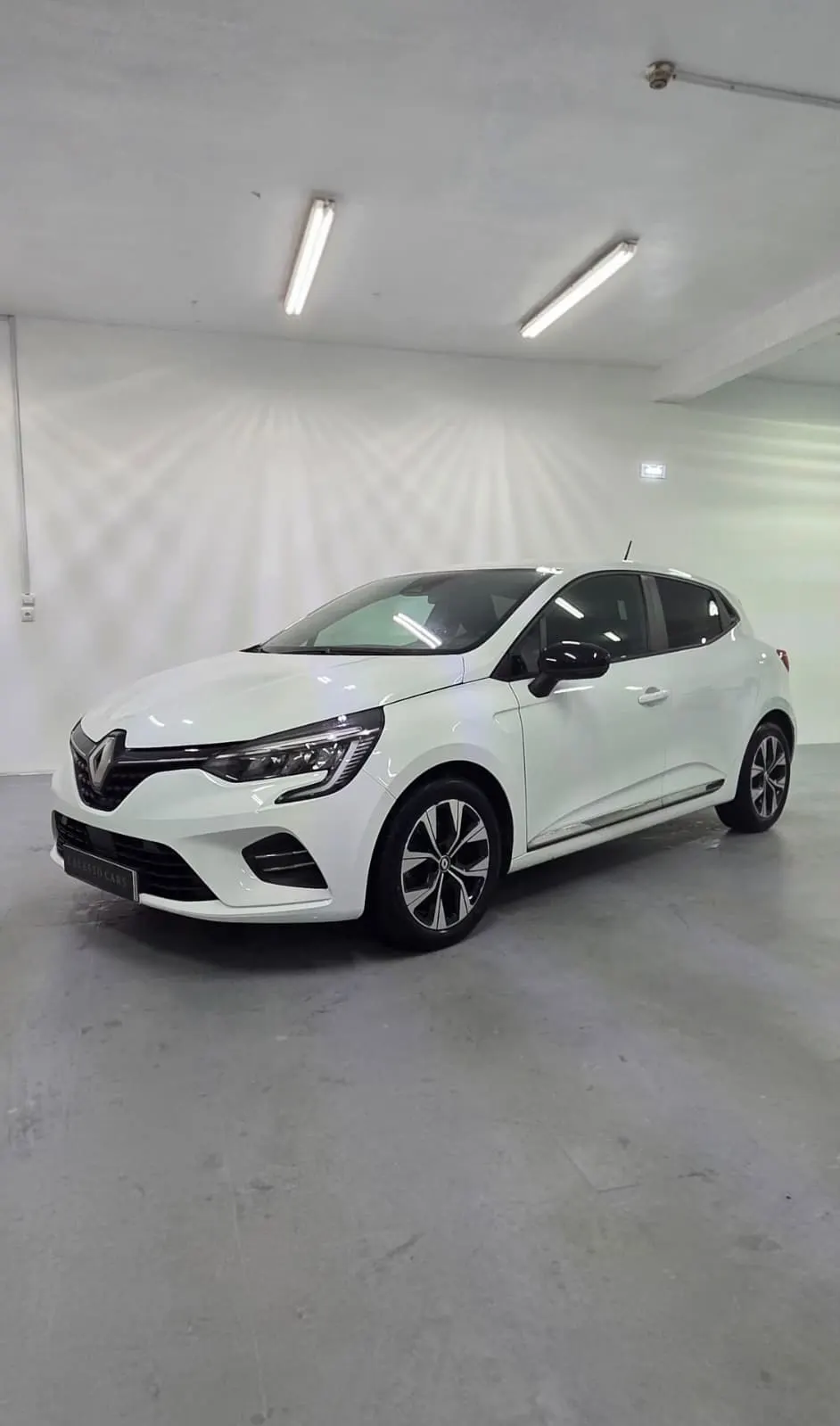 Renault Clio 1.5 Blue dCi Intens 2