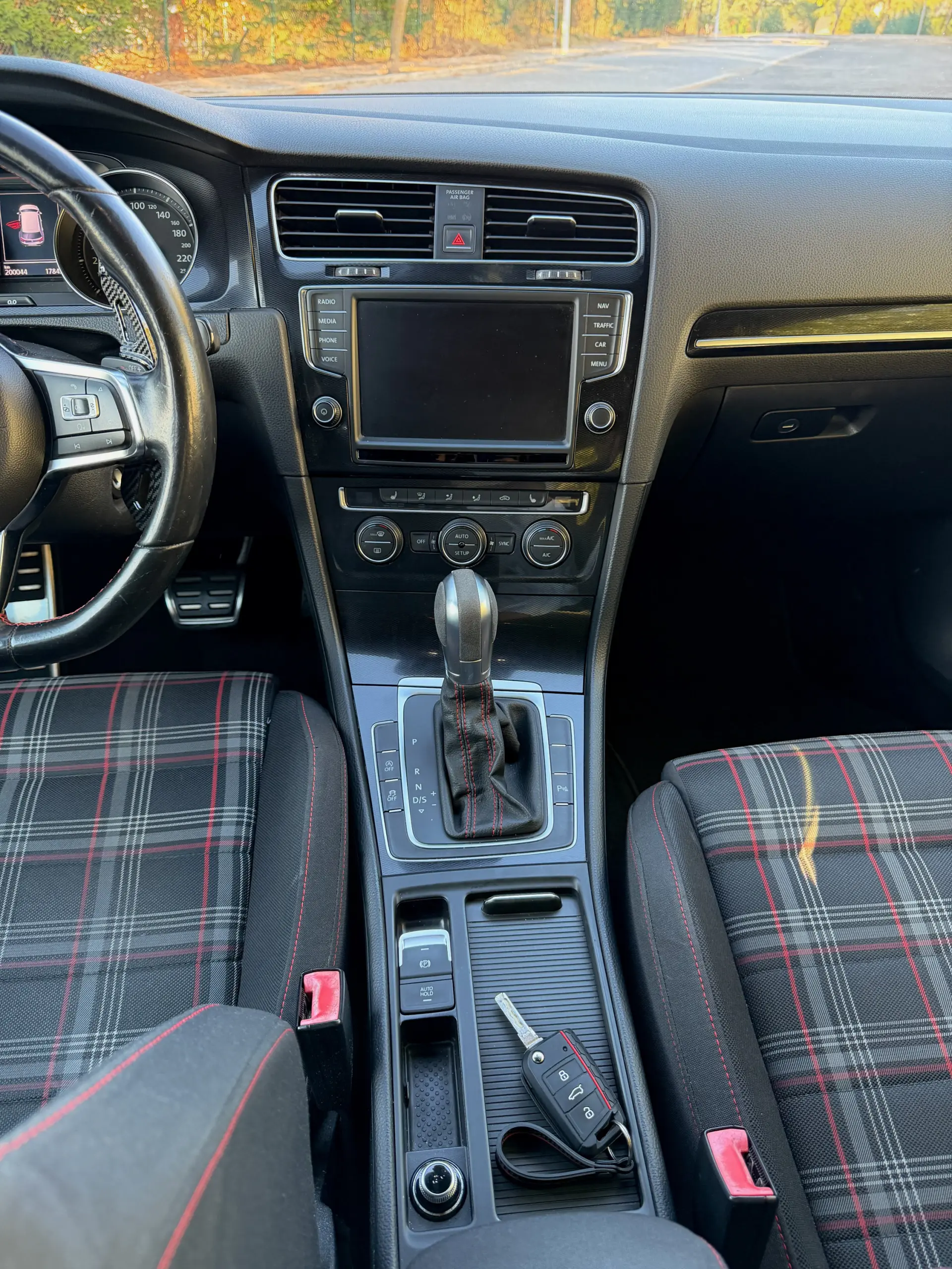 Volkswagen Golf 2.0 GTI 7