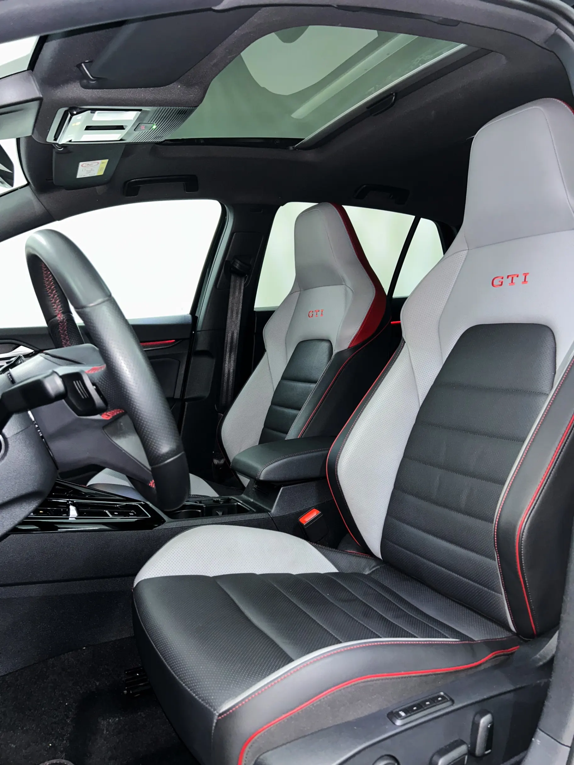 Volkswagen Golf 2.0 TSI GTI Clubsport DSG 11