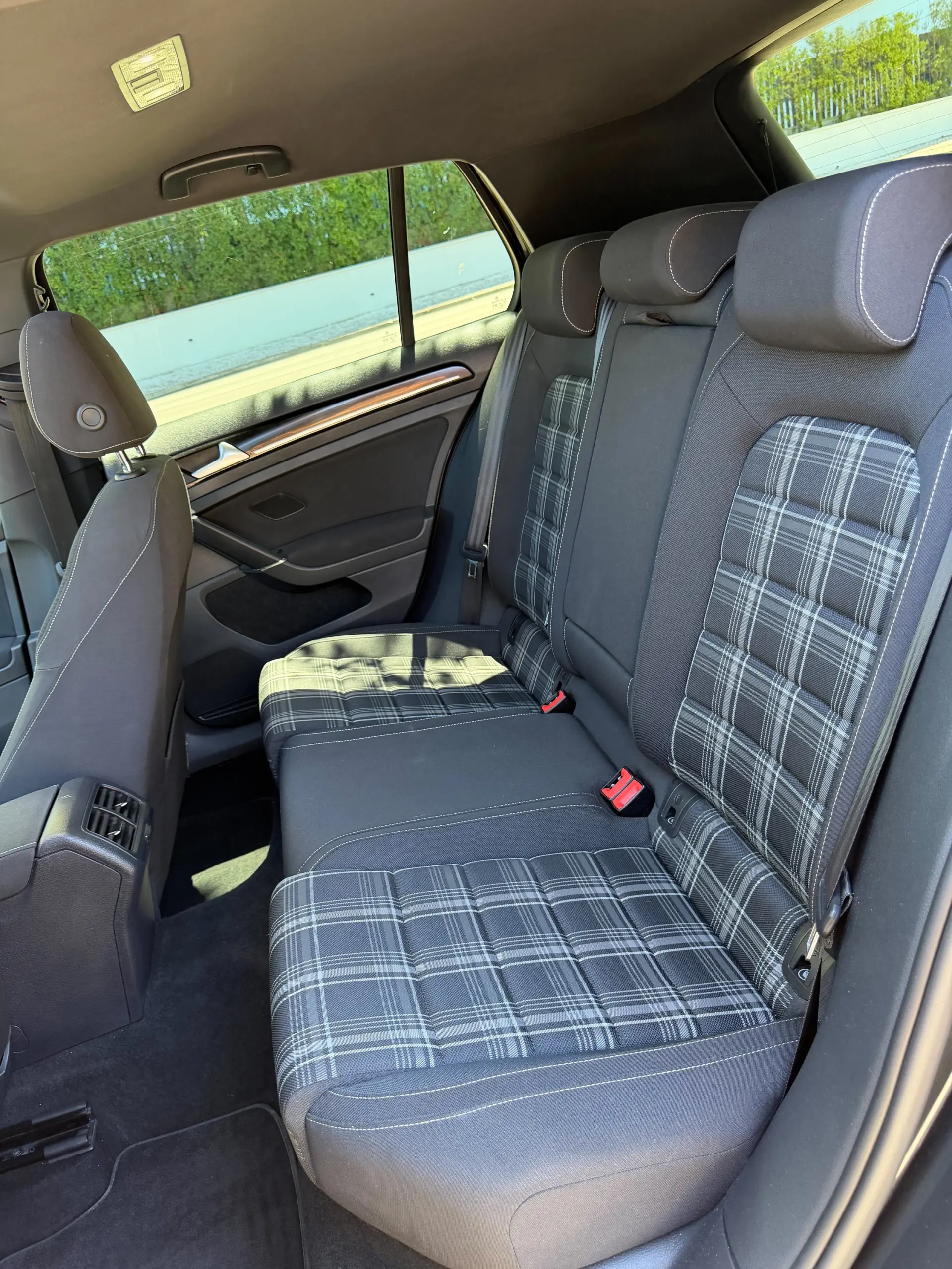 Volkswagen Golf GTD 29