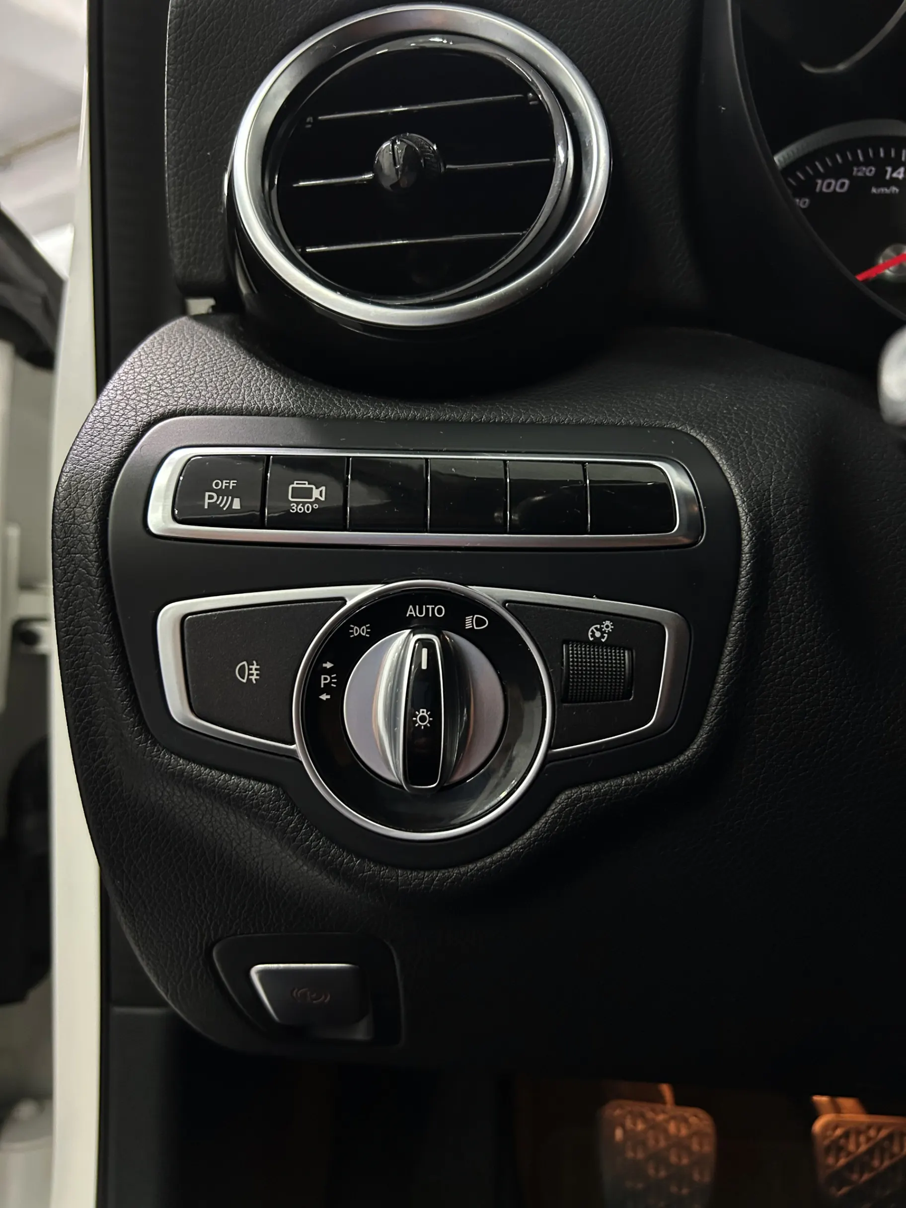 Mercedes-Benz C 220 BlueTEC Avantgarde 12