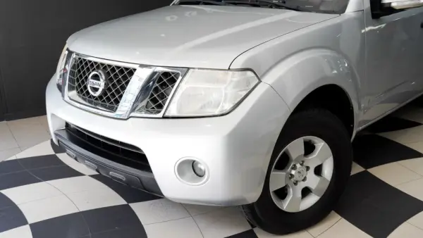 Nissan Navara Outro 3