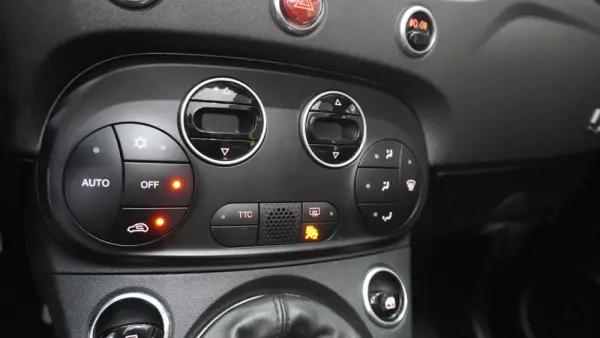 Abarth 595C 1.4 T-Jet Esseesse 31