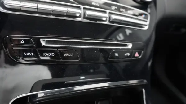 Mercedes-Benz C 180 (BlueTEC) d Station 7G-TRONIC Avantgarde 37