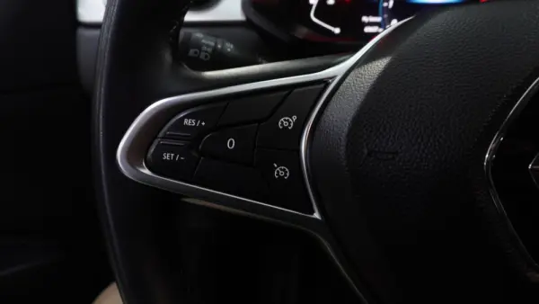 Renault Captur 1.0 TCe Evolution 22