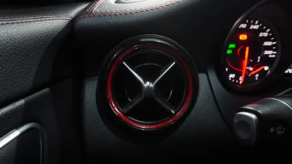 Mercedes-Benz CLA 45 AMG 4Matic Speedshift 7G-DCT 28