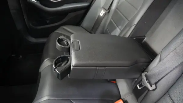 Mercedes-Benz C 180 (BlueTEC) d Station 7G-TRONIC Avantgarde 12