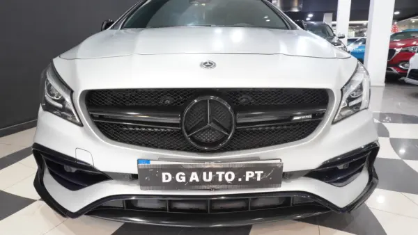 Mercedes-Benz CLA 45 AMG 4Matic Speedshift 7G-DCT 4